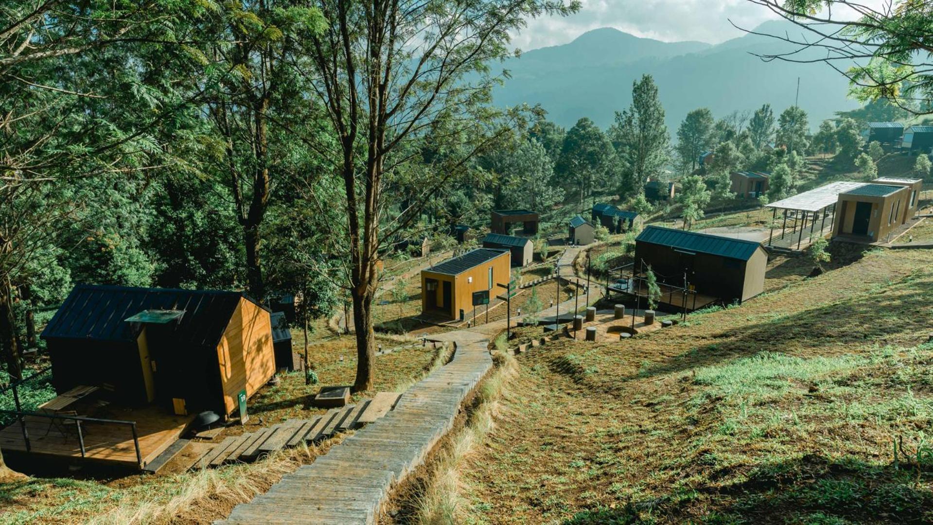 Bobocabin Gunung Mas, Puncak Tagalbato エクステリア 写真